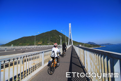 騎上日本最美自行車道！「島波海道」交通景點攻略　還能看白色大理石神殿　