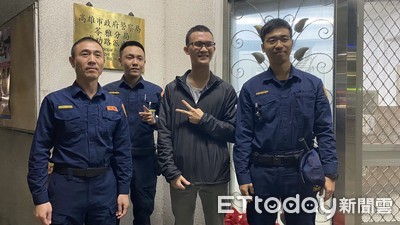 獨／派出所徘徊10分鐘　「你要幹嘛！」警後退3步險掏槍...結局神逆轉