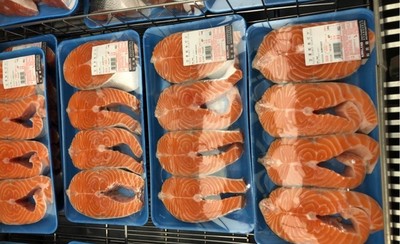 超市買魚回家「切生魚片」　老饕曝2大理由勸退