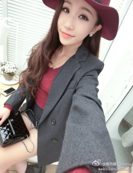 隋雨晴拥有网拍店铺,线上客服也是自己一手包办.(图/取自新浪微博)