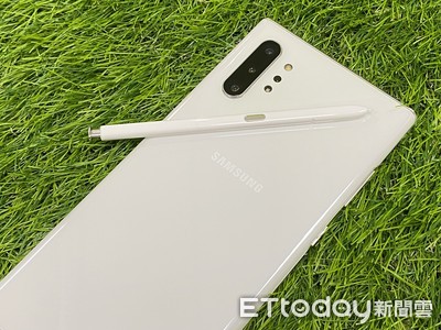 1.6萬網友票選2019年度風雲手機 Galaxy Note10+奪冠