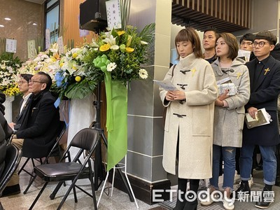《女兵》十七連一臉哀戚 ... 二殯送別「班長」李宣榕父親