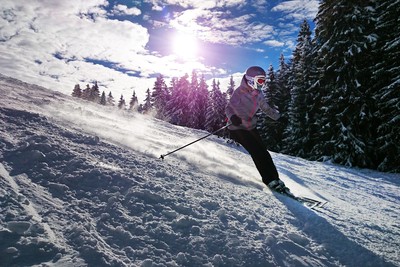 冬季旅日新玩法！「帥氣滑雪」放鬆泡湯　熱門TOP5日本滑雪場清單大公開