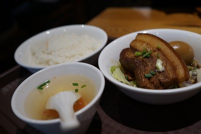 過年走春嗑美食有依據！全台縣市食物最易踩雷名單出爐　台南、高雄驚上榜