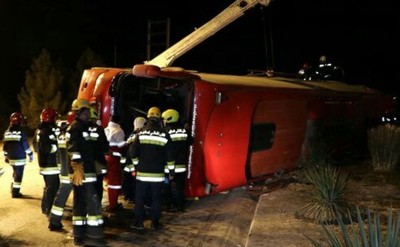 快訊／伊朗旅遊巴士突翻覆　釀9死18重傷