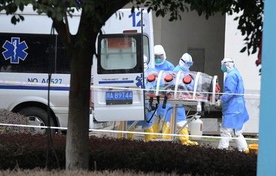 武漢肺炎中國死亡病例「超越SARS全球死亡人數」！湖北省昨日增81死