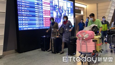 義大利禁台航班入境...外交部斡旋　254名滯留旅客今晨順利返台
