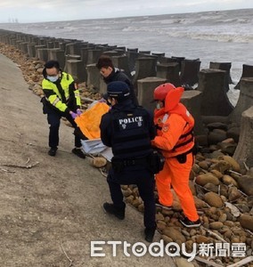 桃園新街溪出海口發現男性遺體　警公布特徵協尋家屬