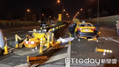 小黃國道直衝猛撞水泥護墩　車頭撞爛噴飛50公尺...駕駛慘死