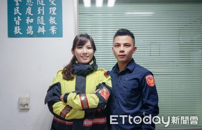 賞燈會愛孫遭人潮沖散　正妹警機警尋回！阿嬤激動落淚