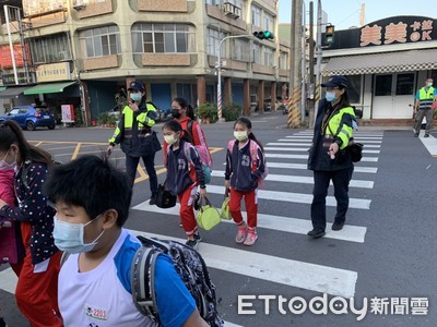 為了照常上課！家長求開「非新冠肺炎」診斷書...醫批：別癱瘓台灣醫療