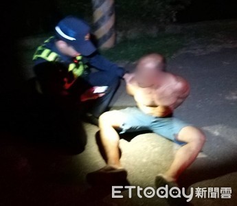 桃園海線「電纜殺死」曝光！電動車停路旁　半裸藏電桿上落網