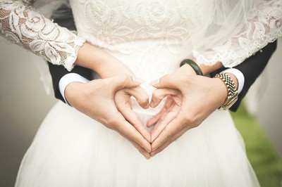 以為「結婚就能懷孕」！天真夫妻等不到小孩求醫　前護士傻眼曝「荒唐經歷」