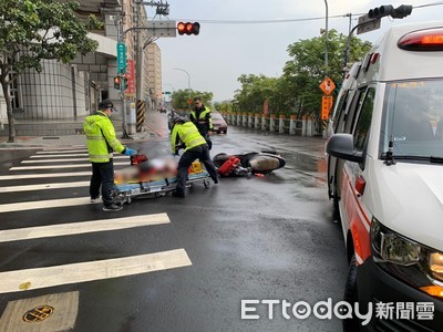 19歲送貨司機擦撞機車　婦人噴摔在地「急救2小時」仍不治