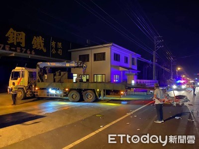 快訊／機車碰撞聯結車！鐵條「強插」騎士腦顱　當場慘死