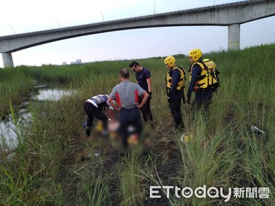 快訊／車停屏東大橋上…裡頭卻空無一人！警消橋下驚見「1人無生命跡象」