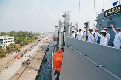 磐石艦「染疫時間軸」曝！離港6天就發燒　國軍3大疏失「逆時中」