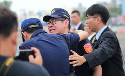 李承翰父病逝是「令人心痛的消息」！中市警：勇警值得一個公允的結局