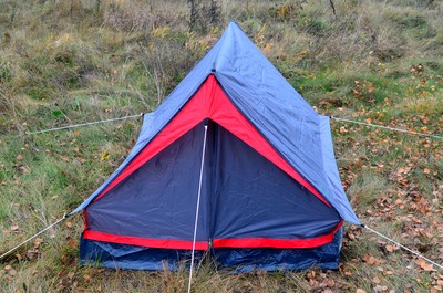 10歲弟連睡帳篷200天「好好體驗一場冒險」　原因藏洋蔥