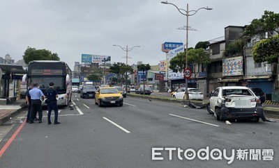 小客車飆過頭撞上國光客運「自體迴旋3圈」　3人棄車落跑