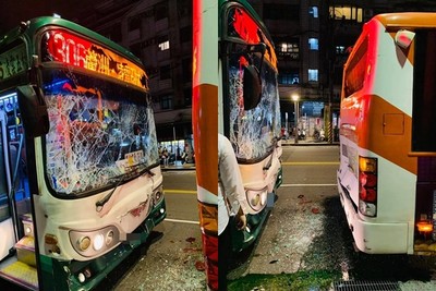 快訊／北市公車進站直撞前車「擋風玻璃爆碎」！2女乘客急送醫