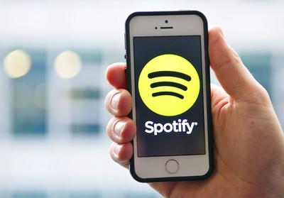 Spotify正式推出「即時動態歌詞」! 用戶終於可以跟著唱了
