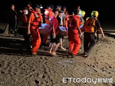 麥寮港外海驚傳民眾落海！海巡出動「無人機」搜救　消波塊找到男屍