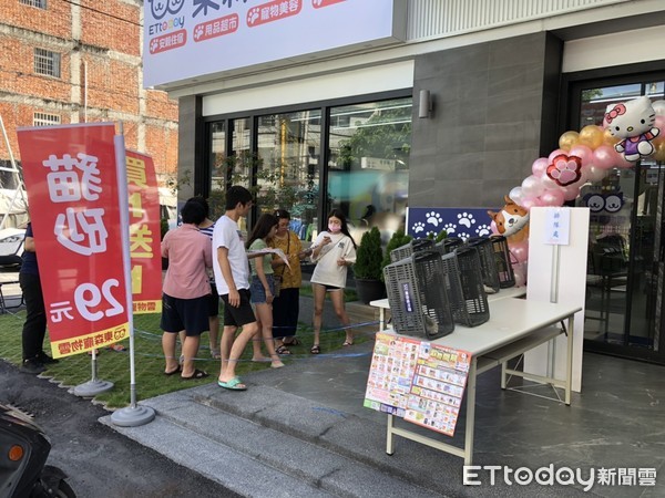 ▲▼東森寵物雲彰化田中店7/18正式開幕。(圖/東森寵物雲商店) ▲▼東森寵物雲彰化田中店7/18正式開幕。(圖/東森寵物雲商店)