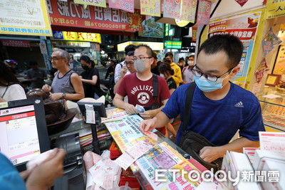 威力彩差一碼掉入地獄！獎金「30億→29萬」…他PO文哭了：台彩對不起