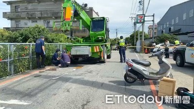 台中吊車壓死2歲女童！一查相關牌照竟「全掛0」　通行證未申請就開上路