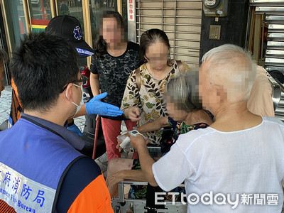 台南女駕駛失控連環撞　離奇！民宅老夫婦遭破碎玻璃片割傷