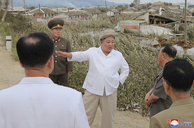 2颱接連強襲北韓！金正恩親自視察災區　現場炒了「失職黨委書記」