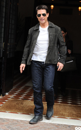 gq/隐形增高术 学好莱坞男星穿出修长感