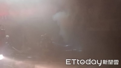 快訊／北市松山區驚傳火警！深夜濃煙狂竄　50消防員緊急到場