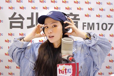 被疑離婚頑童小春不難過 江靜曝背後實情:沒時間舔傷口!