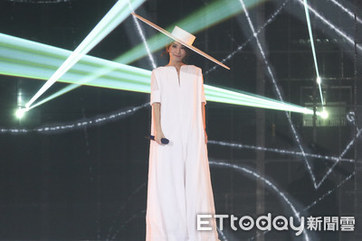 田馥甄小巨蛋「唱一半就驚爆失言」 驚慌更正:真的不行!