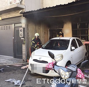 快訊／桃園3層樓民宅大火　消防局搶救4人、1女命危