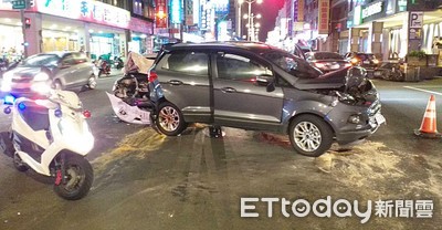 桃園女酒駕恍神連撞3汽機車　沒減速撞爛車頭！恐賠百萬元