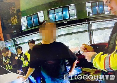 請羊肉爐客人移車還不動…花店老闆怒砸店　桃園快打部隊秒趕到！