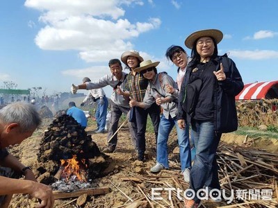 桃園觀音千人焢窯　專人指導堆窯撇步體驗農家樂