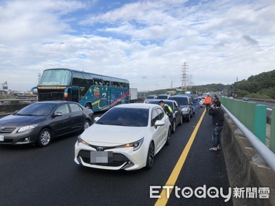 快訊／國道1號南下湖口段「7車連環撞」！車流回堵逾10km塞到楊梅