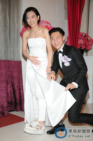 张芸京结婚图片