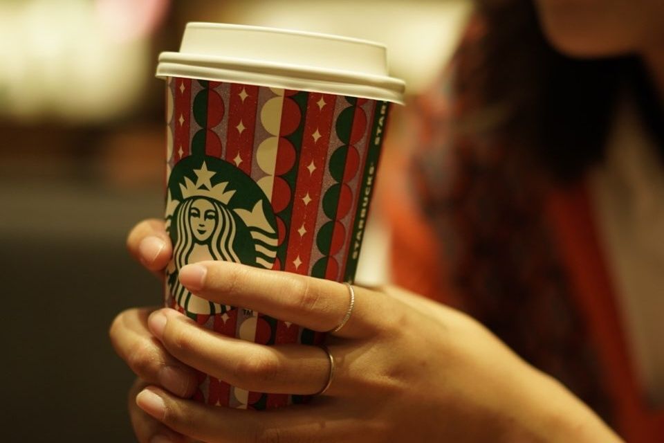 耶誕4大連鎖咖啡優惠　星巴克買一送一　85度C第二杯25元