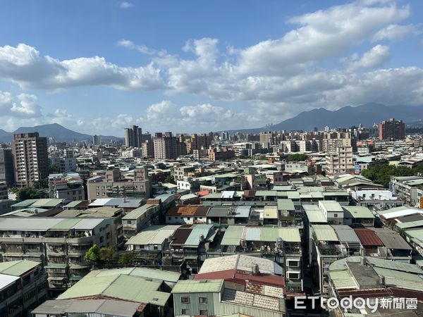 ▲▼房市,空拍,鐵皮屋,新北市。（圖／記者項瀚攝）