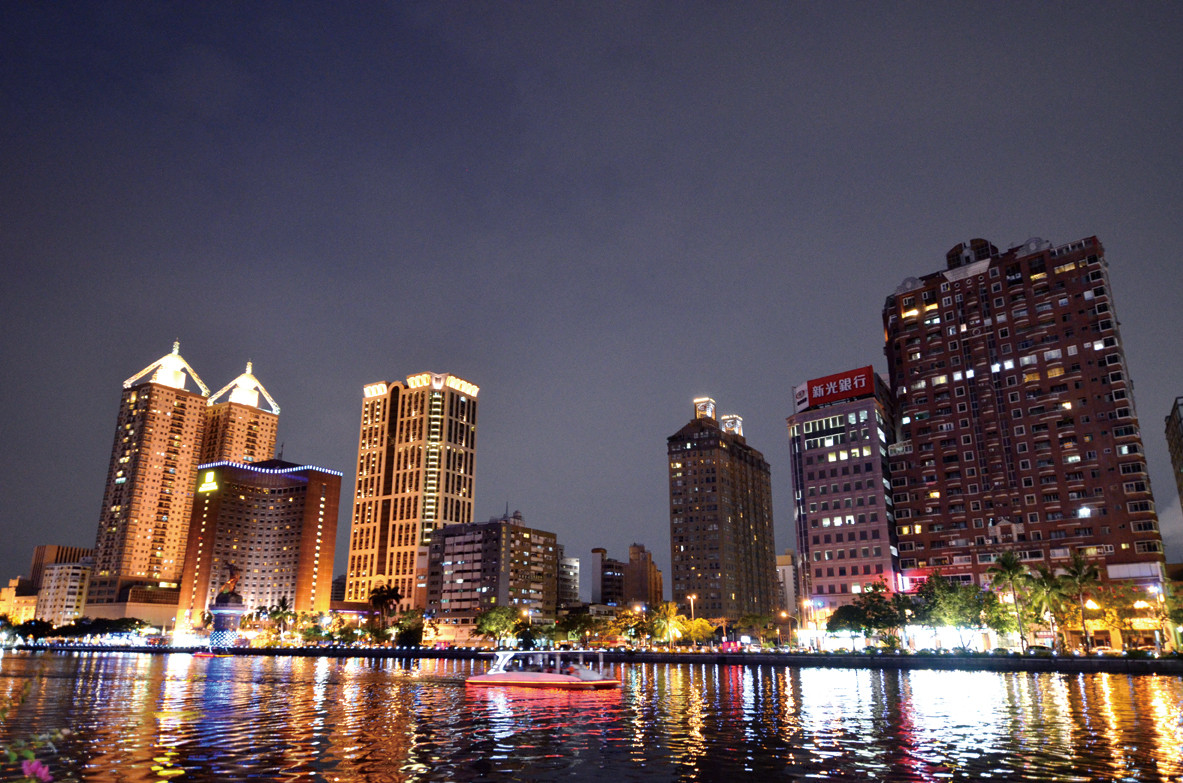 台北人第一次到高雄.被这些景象惊呆了!