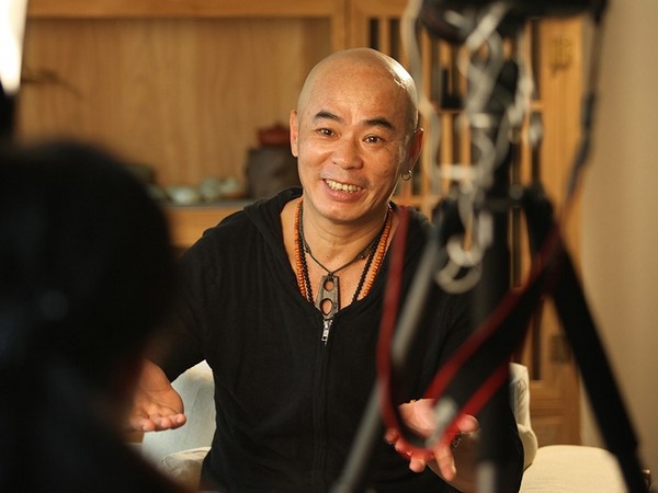 「鬼脚七」熊欣欣曾打李连杰7个巴掌 赞赏成龙最实在