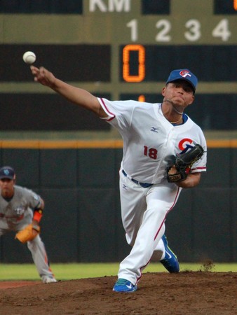 亚运棒球/胡智为飙151公里 学长要他相信直球