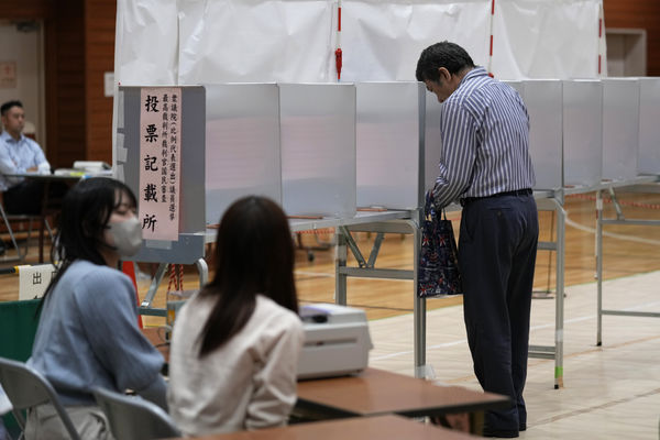 ▲▼日本第50屆眾議院選舉27日進行投開票。（圖／達志影像／美聯社）