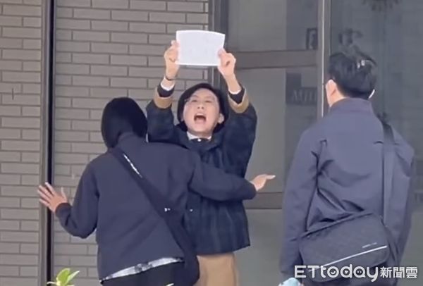 ▲▼林岱樺怒喊「政治干預司法、司法干預初選」。（圖／民眾提供）