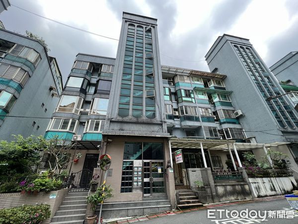 每坪19萬買信義區華廈！　法拍業者曝超便宜主因